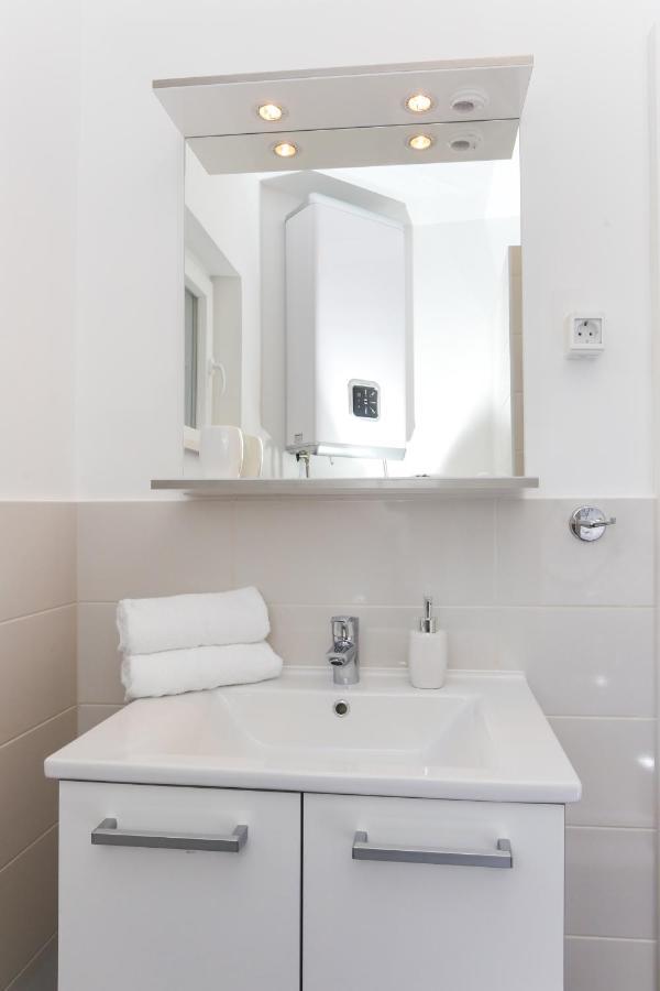 Ambience Dubrovnik Apartment Bagian luar foto