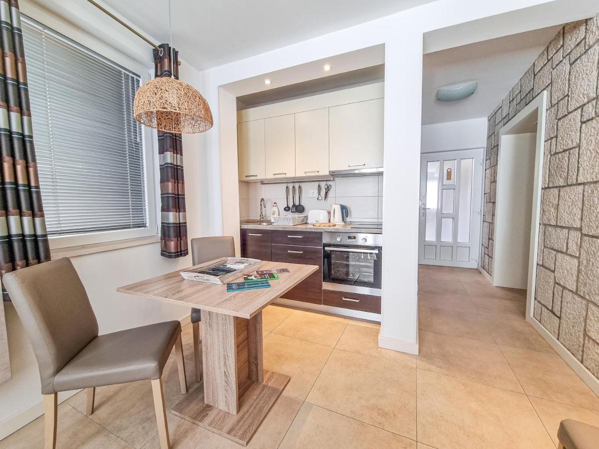 Ambience Dubrovnik Apartment Bagian luar foto