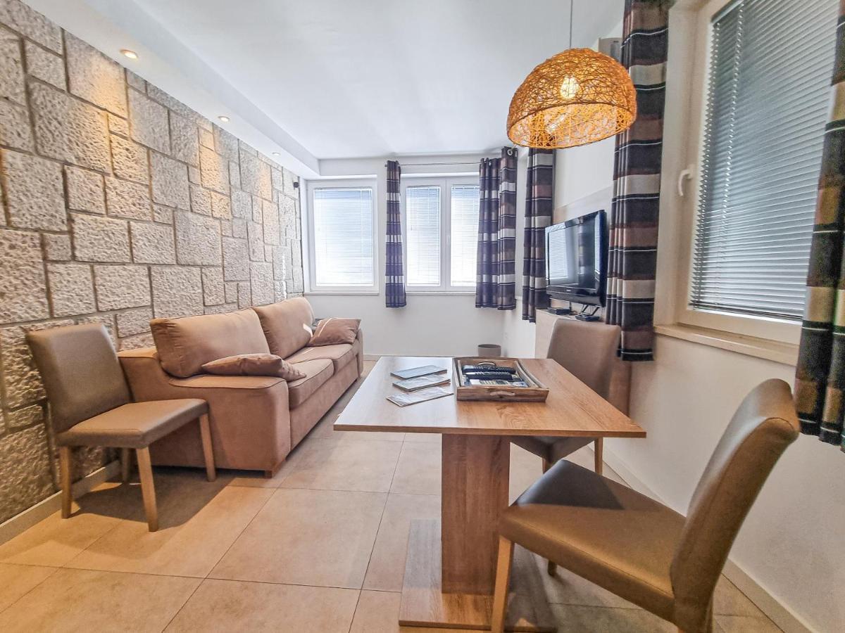 Ambience Dubrovnik Apartment Bagian luar foto